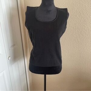 Women’s large black sleeveless sweater knit shell by white stag